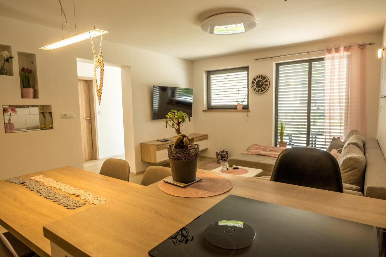 Apartmaji Jezerka Блед Екстериор снимка